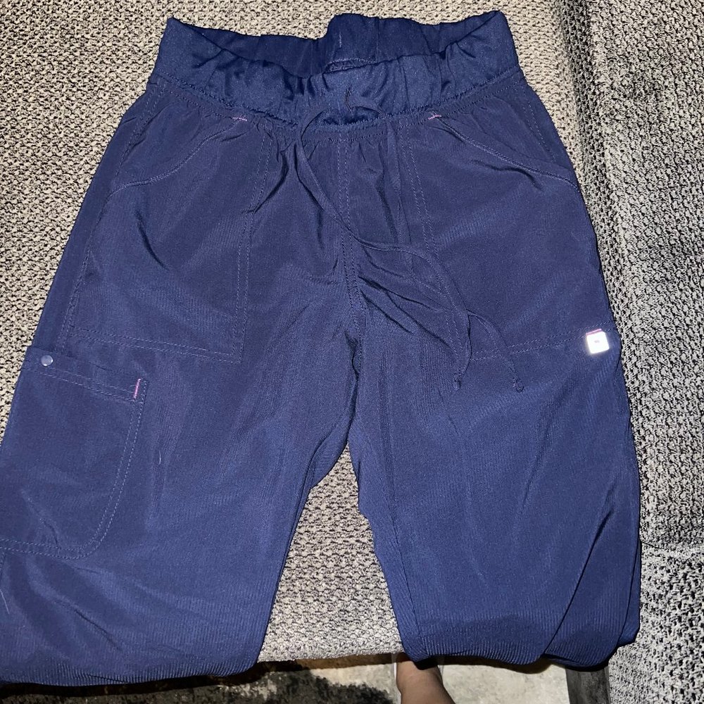 scrub Top and Bottom jogger style